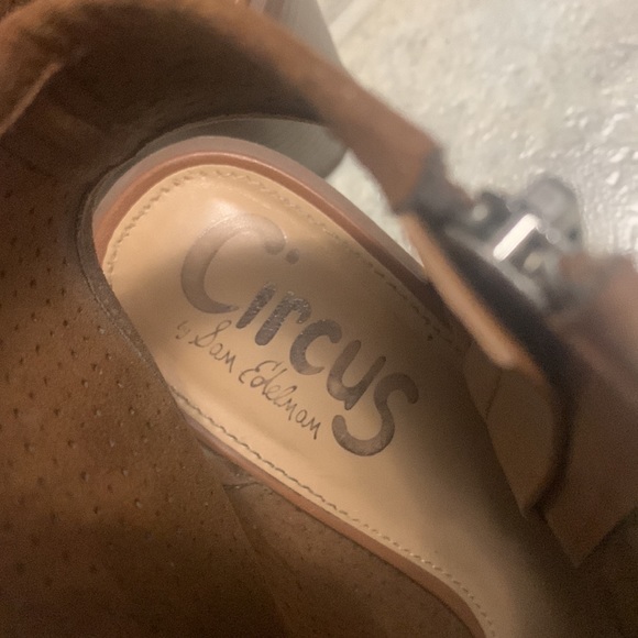 Size 7 Sam Edelman “Circus” booties. - Picture 2 of 10